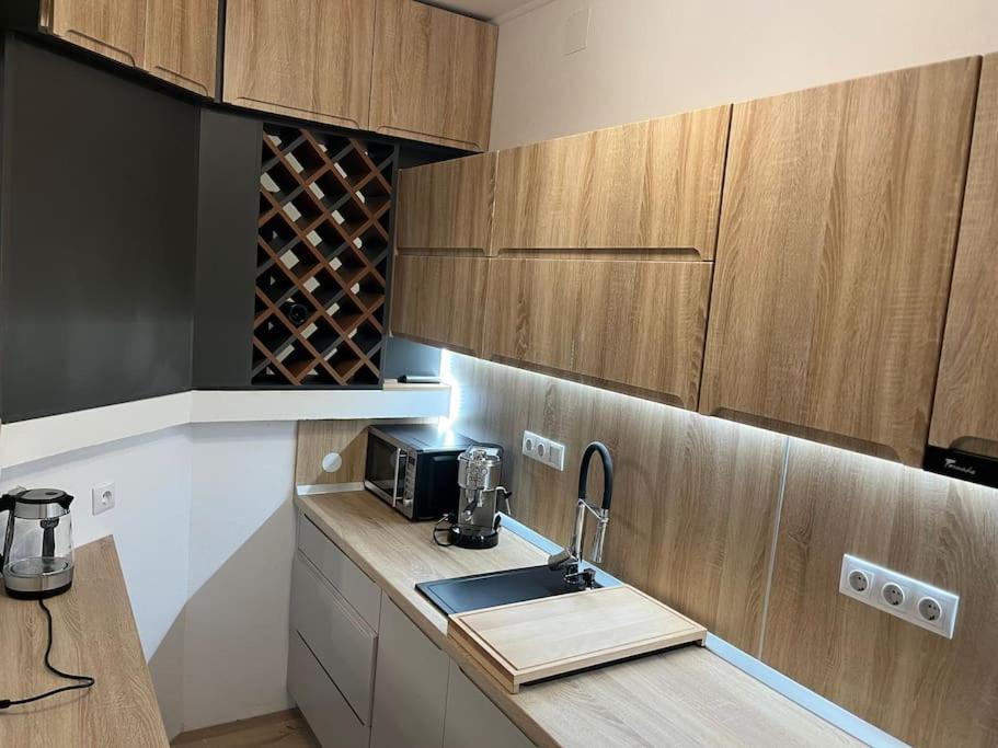 Bingo Apartman Cristuru Secuiesc Luaran gambar